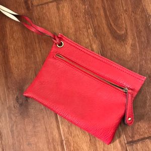 Red clutch